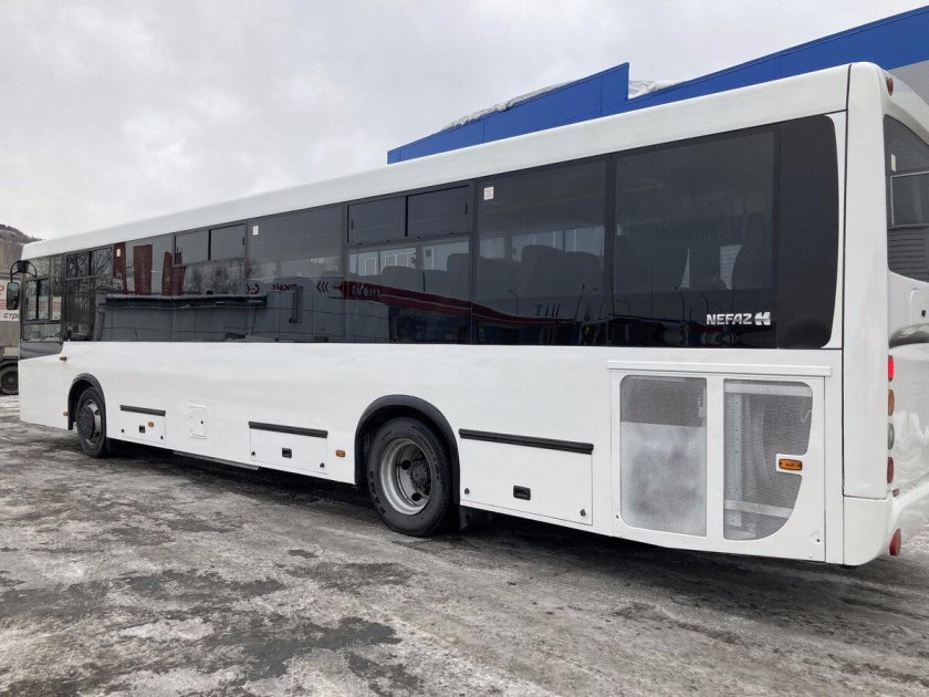 Нефаз 5299 пригородный