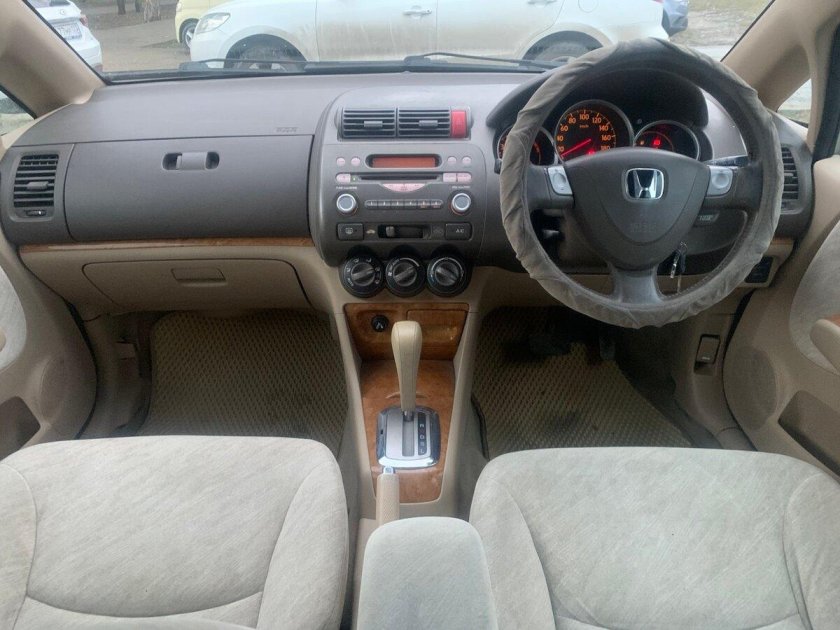 Honda fit aria 2003