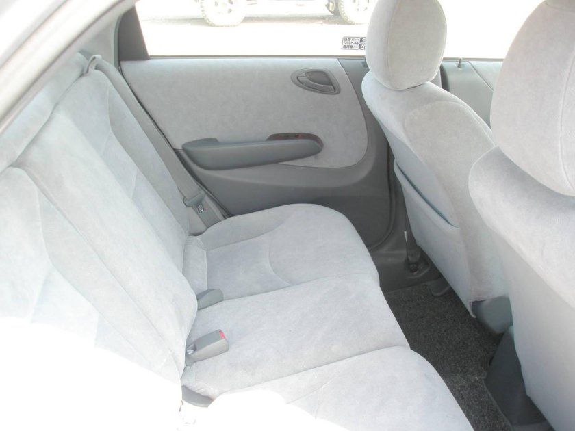 Honda Fit Aria салон