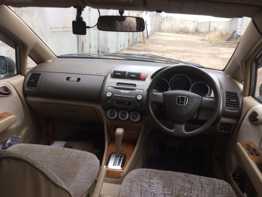 Honda fit aria 2002 2009