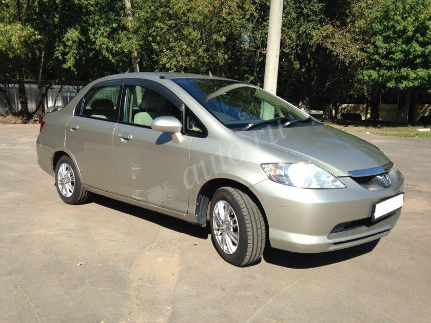 Хонда фит Ария 2003