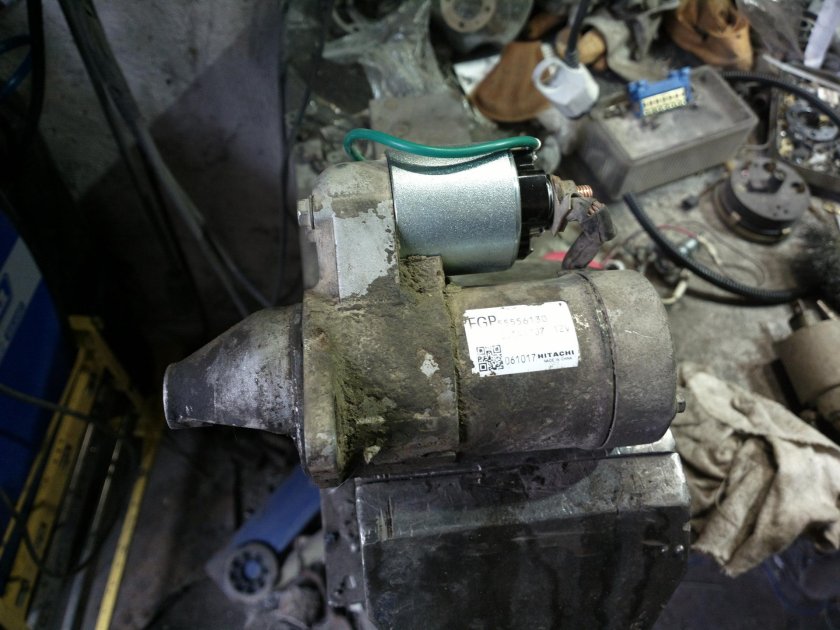 Стартер на Шевроле ниву 2003