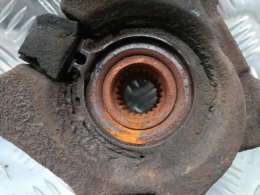 Поломанный подшипник