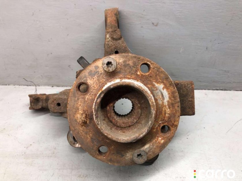 Поворотный кулак Рено Логан левый