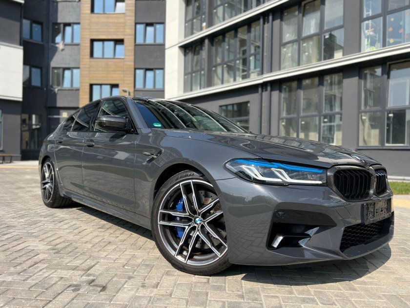 Серая бмв м 5