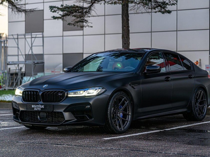 Bmw m5 f90 рестайлинг черная