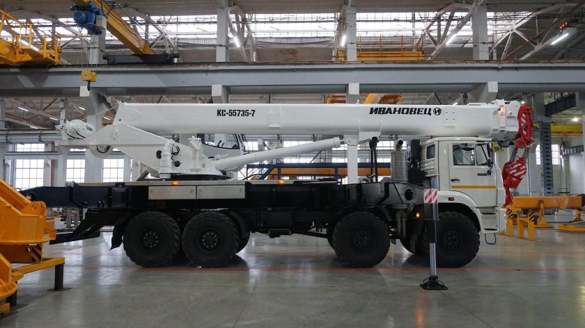 КАМАЗ-63501 8х8