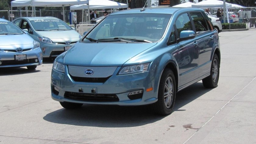 BYD e6