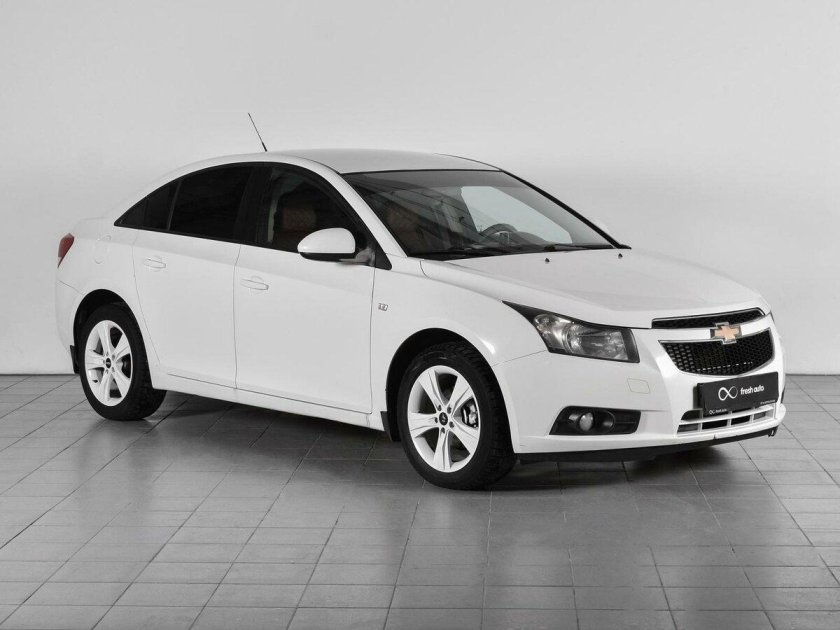 Шевроле Круз 2013 белый