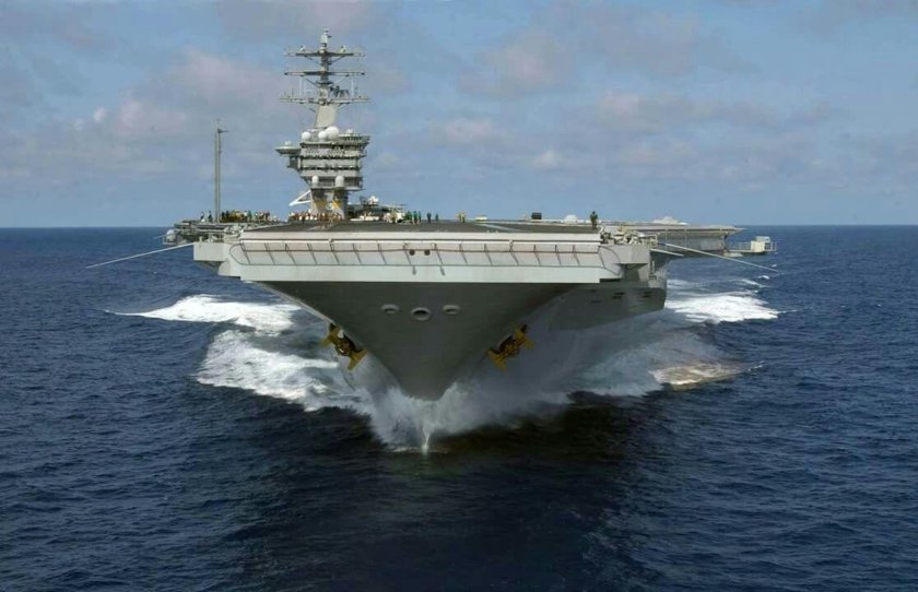 Авианосец USS Nimitz