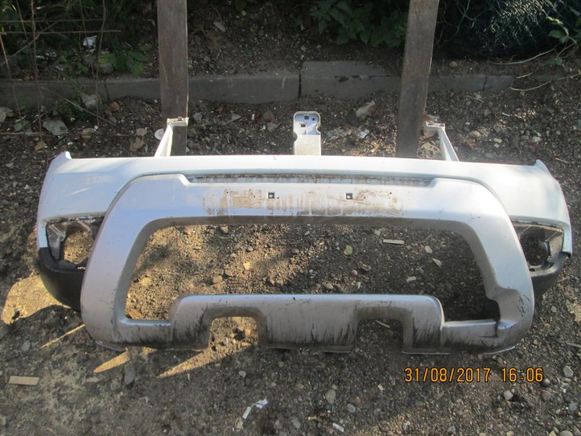 Бампер передний Рено Дастер 2016