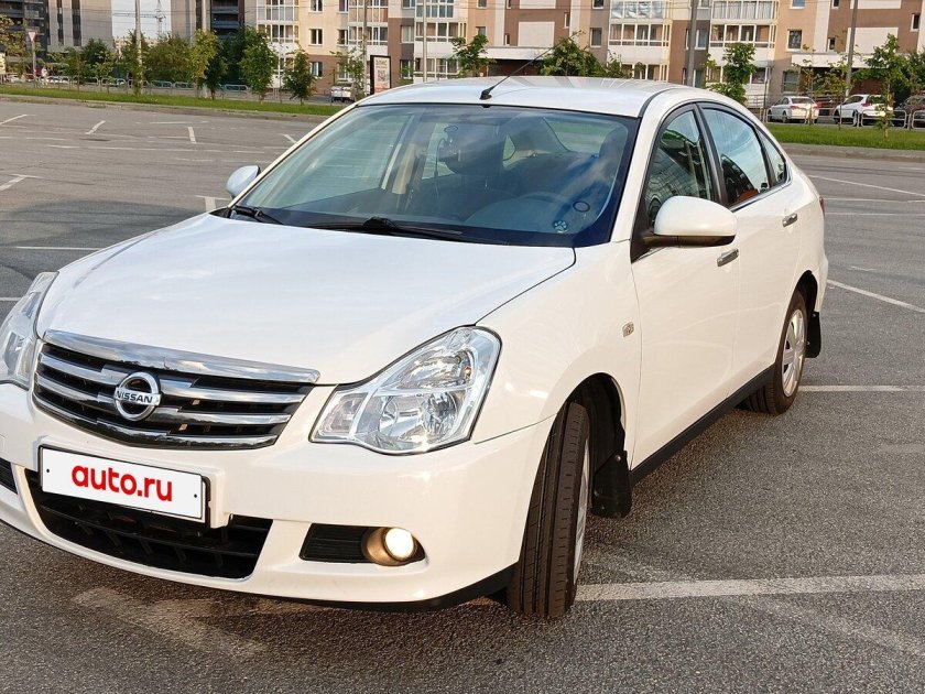 Nissan almera 2014