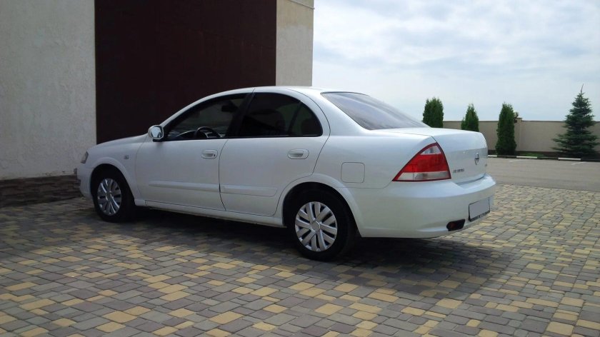 Ниссан Альмера белый 2006