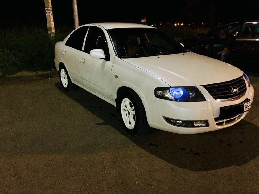 Ниссан Альмера Классик 2008 белая