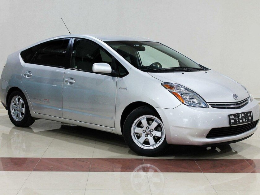 Тойота Приус 2007