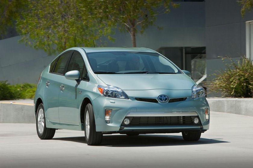 Toyota Prius Plus 2014