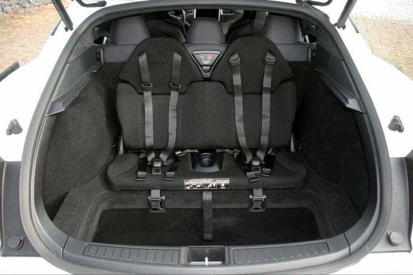 Tesla model x багажник