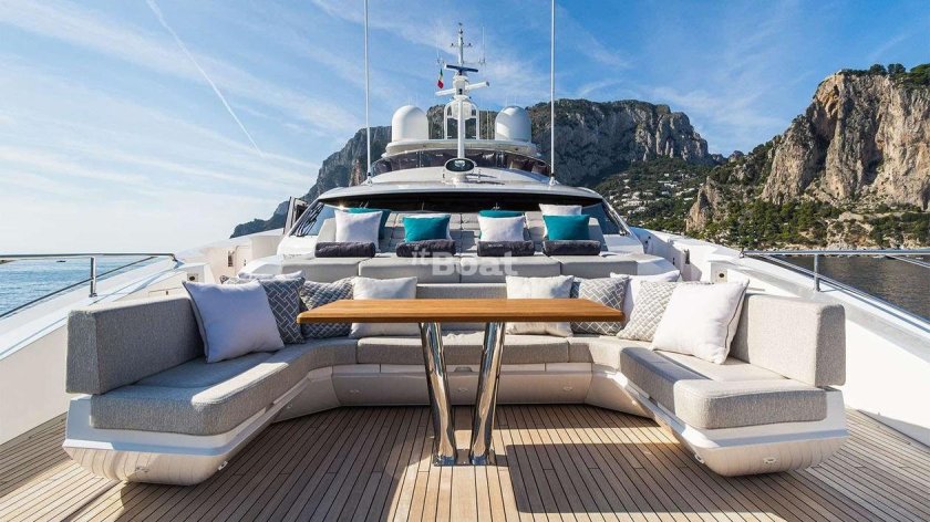 Sunseeker 131 Yacht