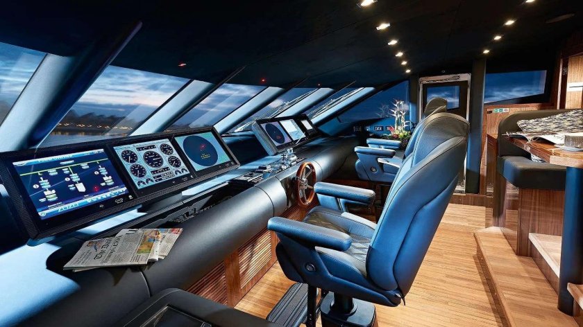 Yacht Superyacht Sunseeker 131