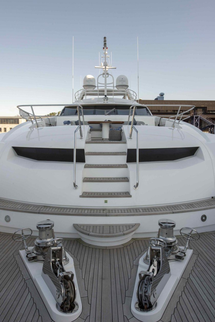 Sunseeker 131 Yacht