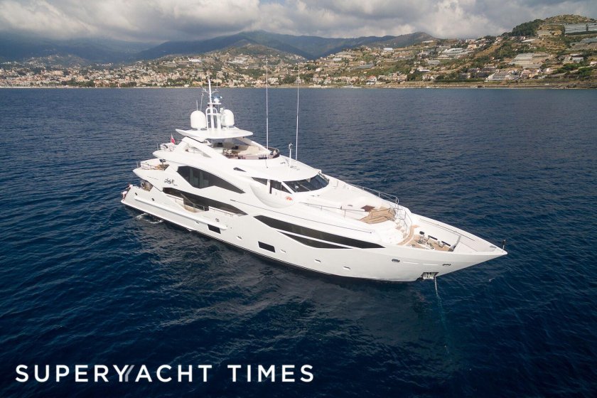 Yacht Superyacht Sunseeker 131