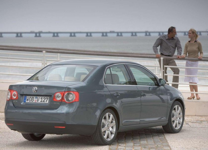 Фольксваген Джетта 2005