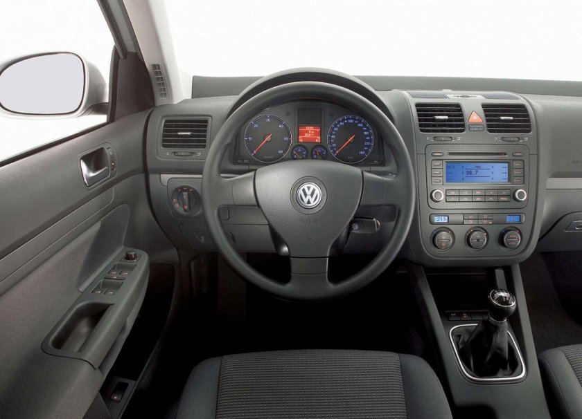 Volkswagen Jetta 5 салон