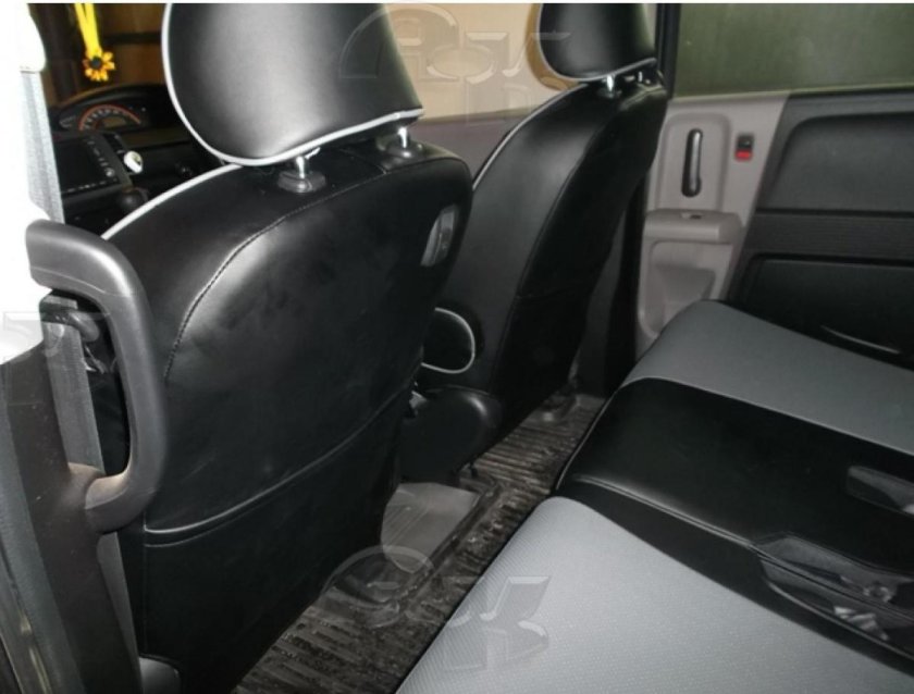 Чехлы на сидения Honda freed