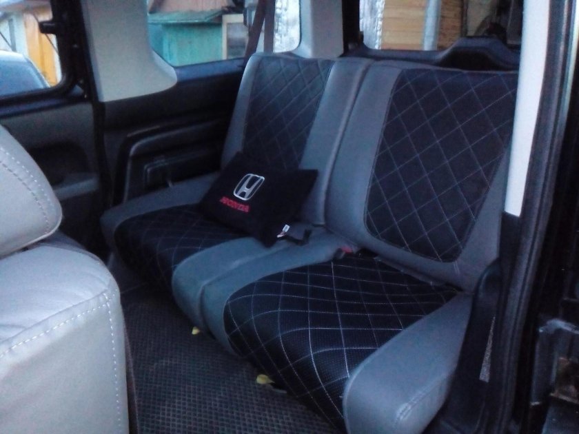 Чехлы на сиденья Хонда элемент 2003
