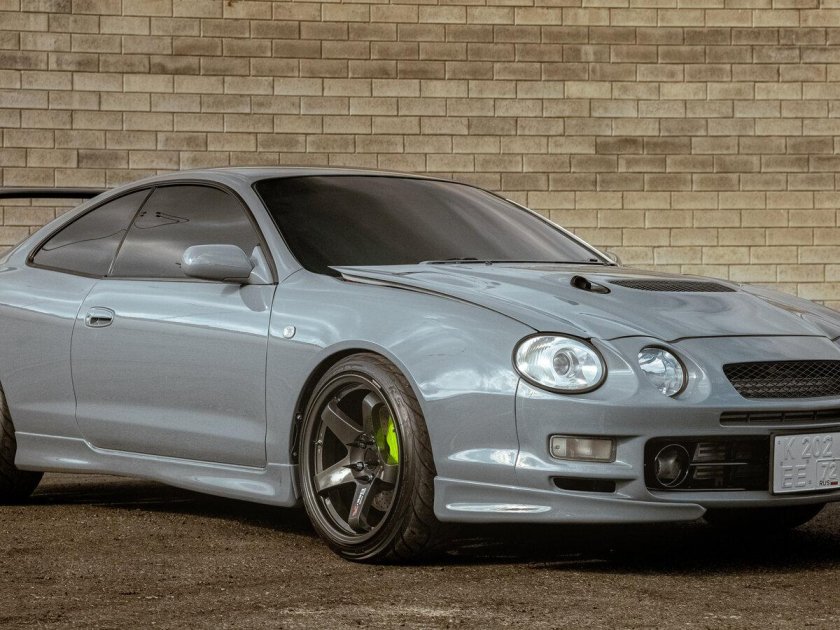 Toyota Celica vi (t200)