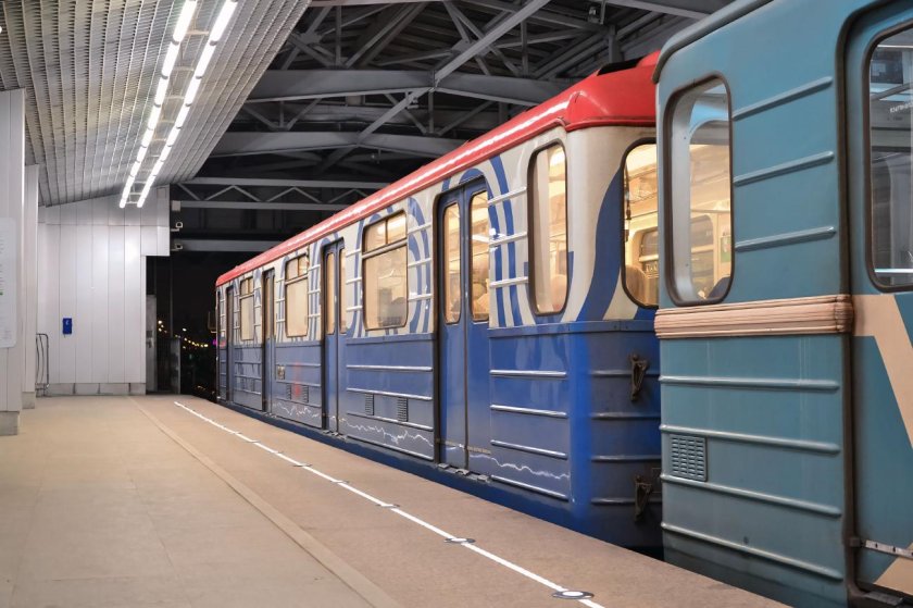 Москва вагон метро