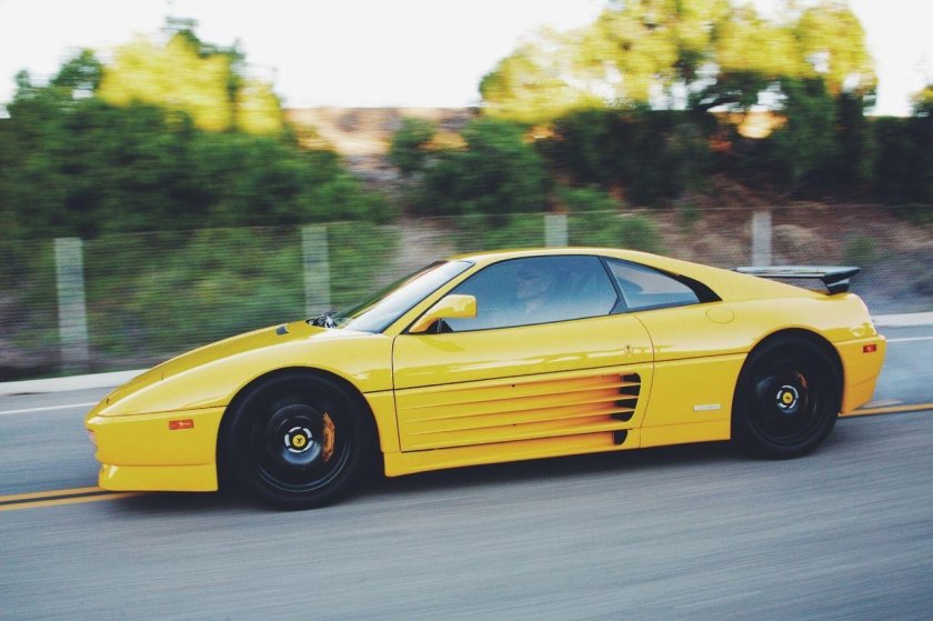 Ferrari 348