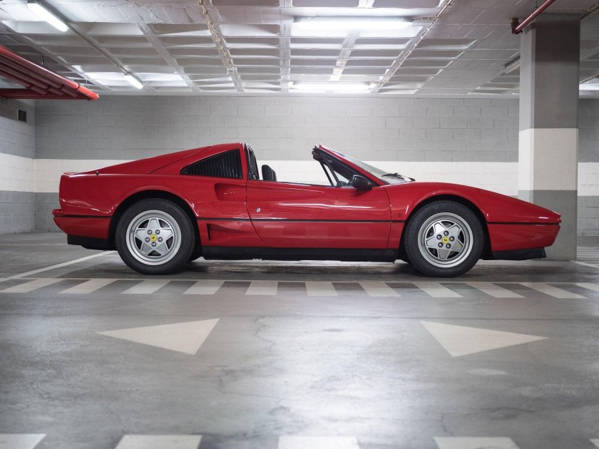 Ferrari 328 gts
