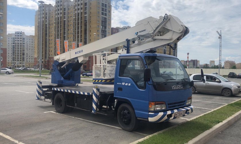 Автовышка Isuzu Elf 18 метров