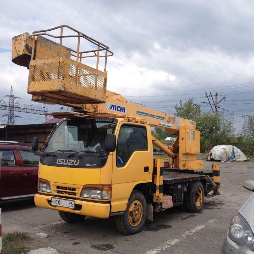 Автовышка Isuzu Elf 18 метров