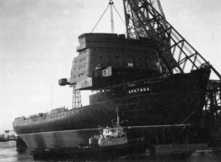 Балтийская верфь значок