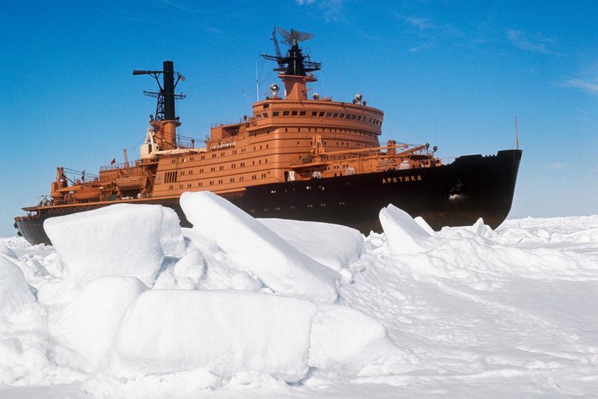 Ледокол Арктика 1977