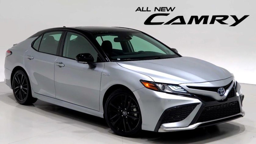 Toyota Camry 2021