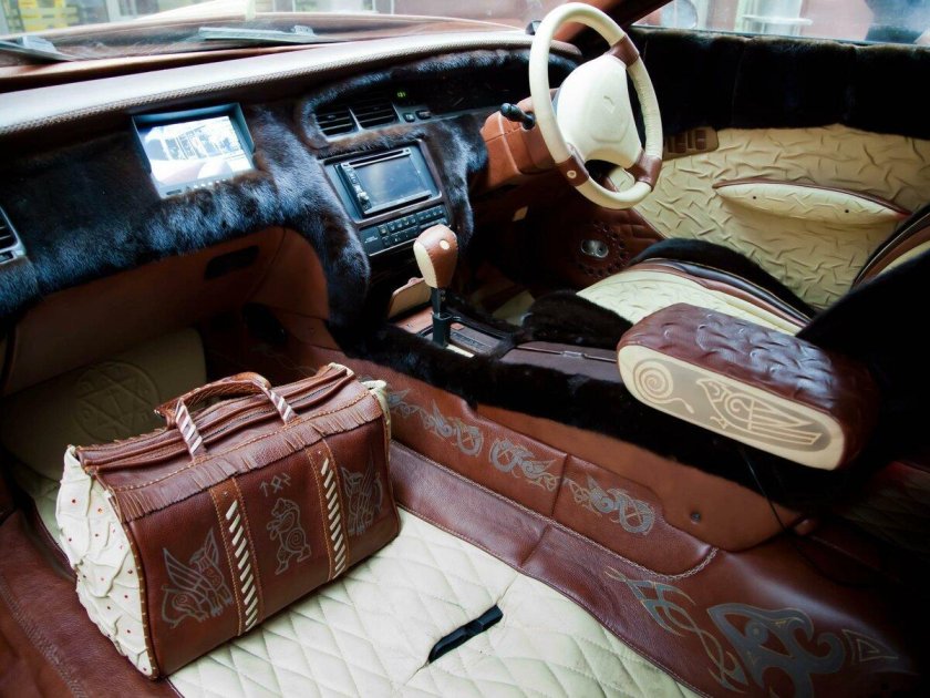 Toyota Crown кожа бизона