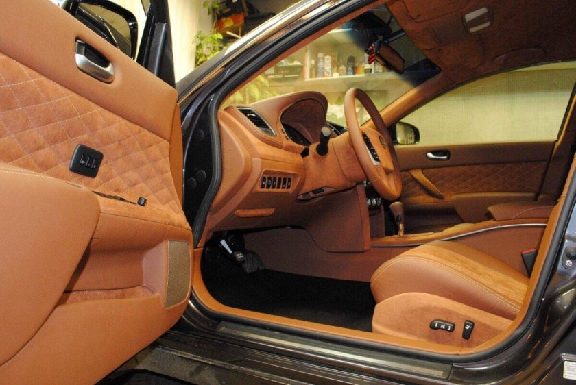 Салон Бентли алькантара