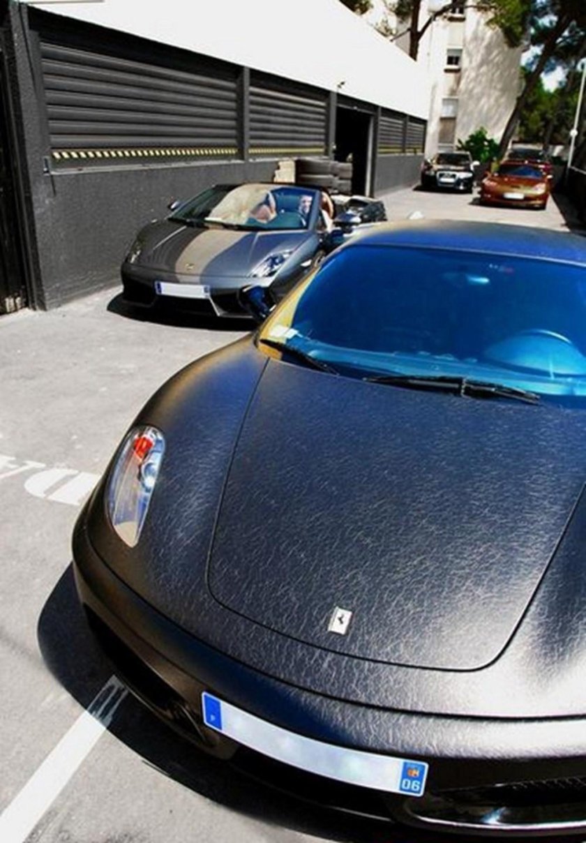 Кожаная машина