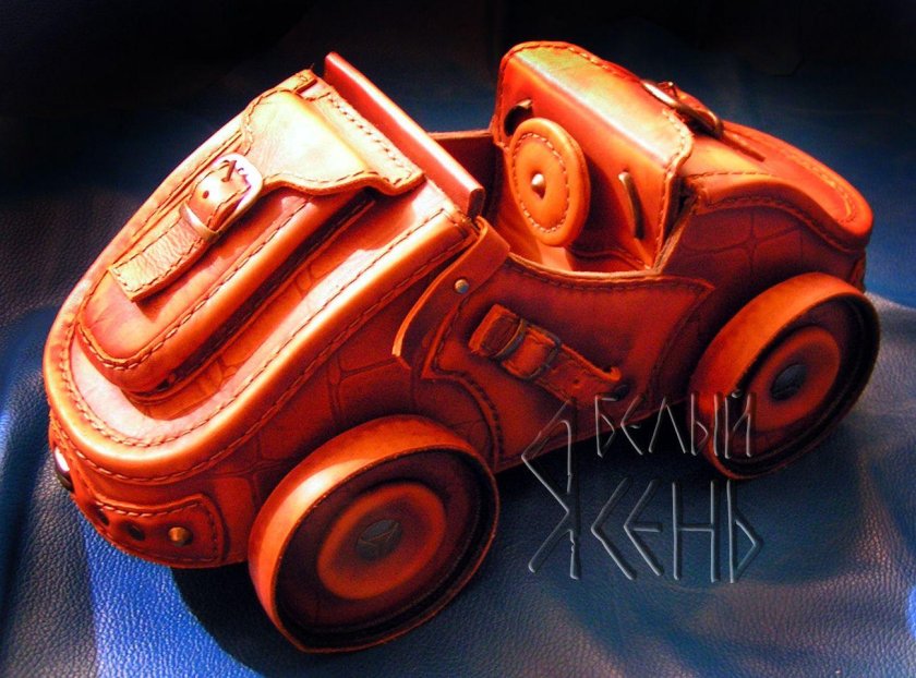 Изделия из шорно-седельной кожи