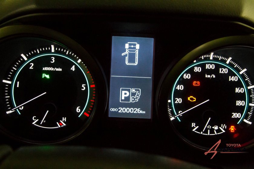 Приборная панель Land Cruiser Prado 150