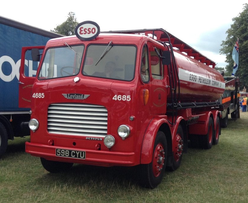 Лейланд Ивони