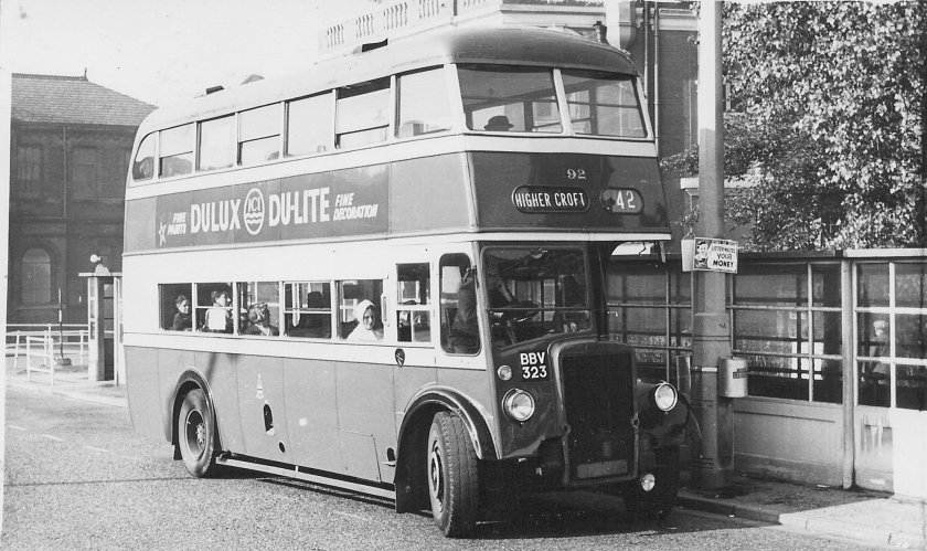 Двухэтажный автобус в Душанбе