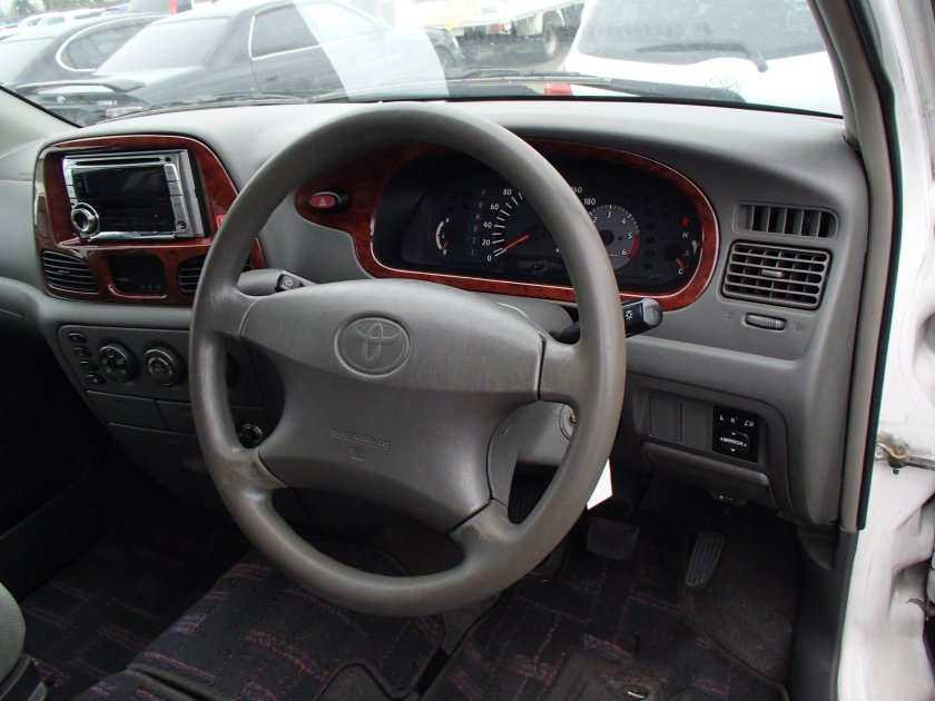 Toyota Town Ace Noah 1998