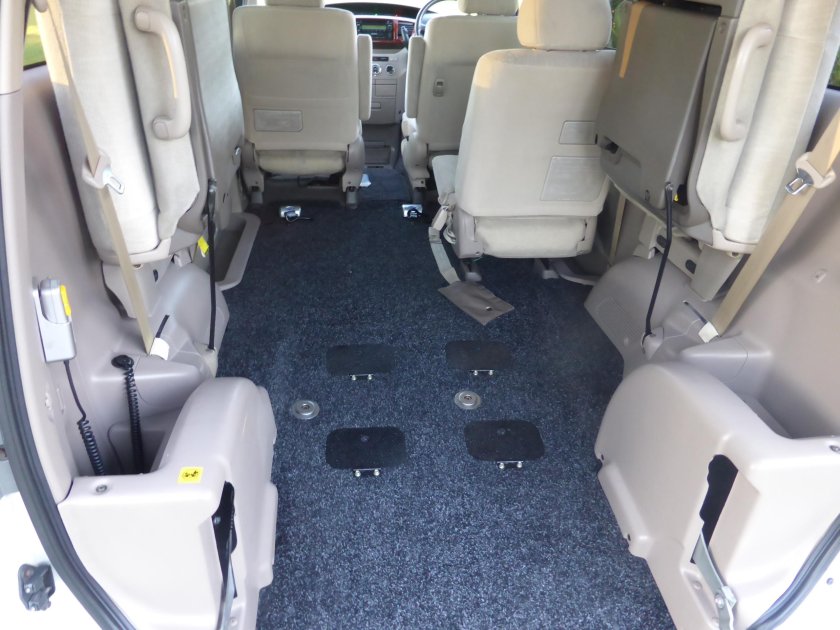 Тойота Ноах 2007 салон