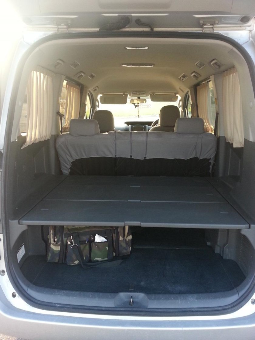 Toyota Noah 2008 салон