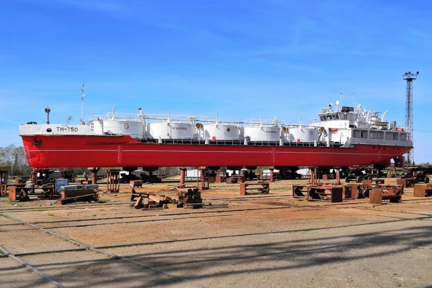 Речной танкер 866 проект