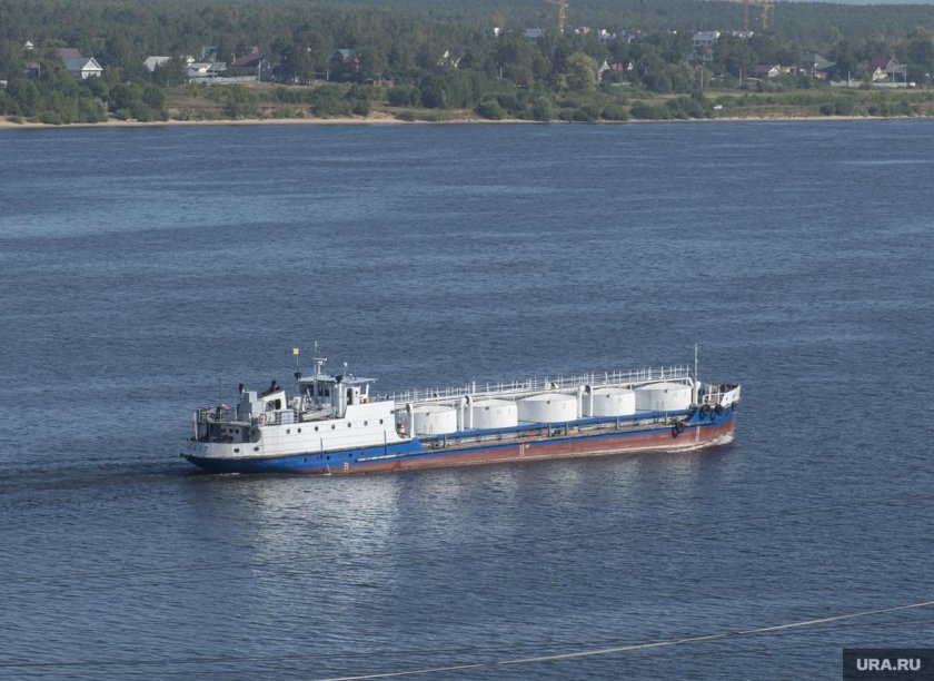 Танкер Ерофей Хабаров
